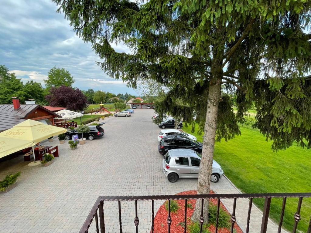 Kukorica Csarda Apartman Balatonujlak Экстерьер фото