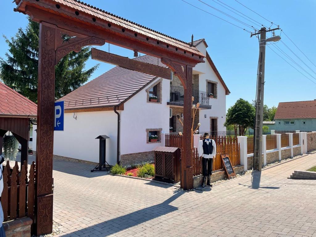 Kukorica Csarda Apartman Balatonujlak Экстерьер фото