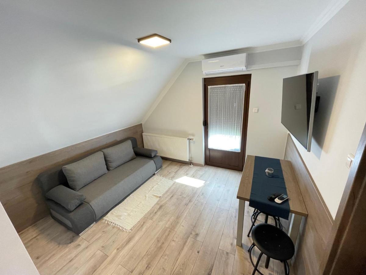 Kukorica Csarda Apartman Balatonujlak Экстерьер фото